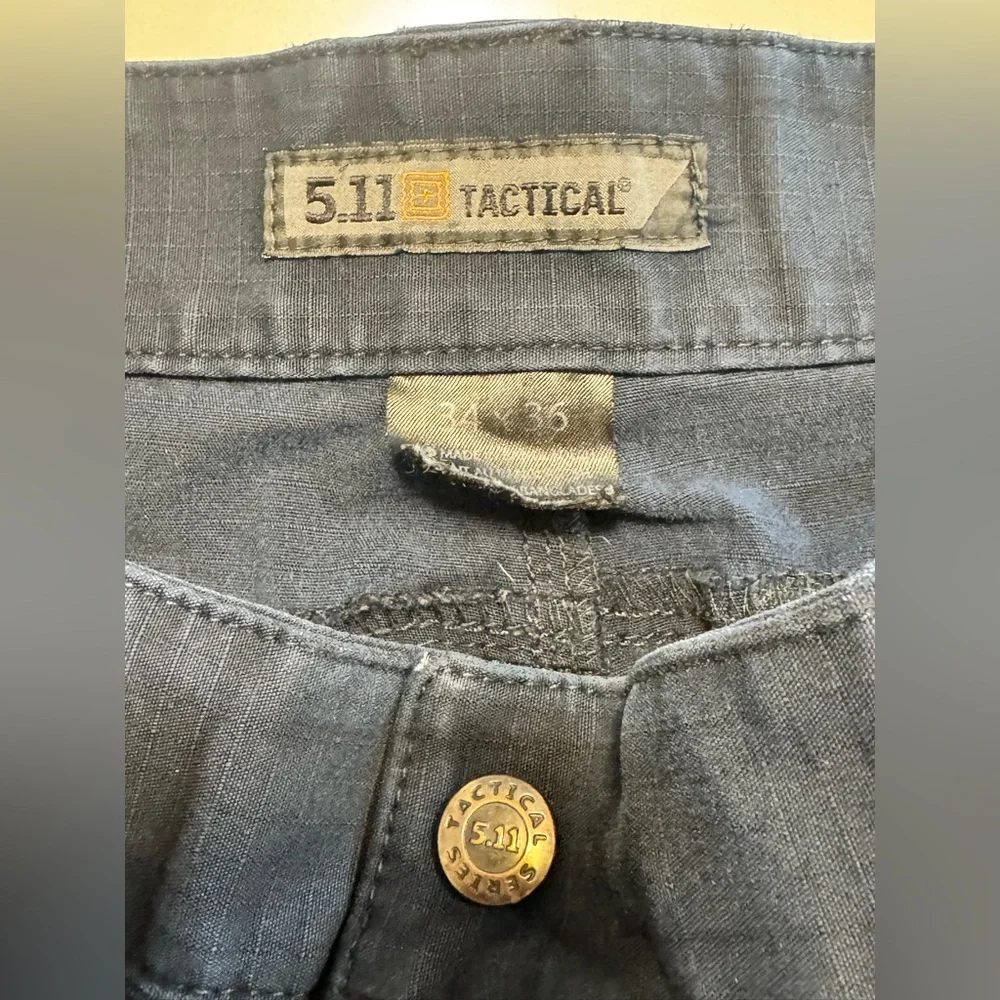 5.11 Tactical Men’s Pants Large 34/36 Blue Cargo Ripstop Reinforced Knee Butt - Picture 5 of 10